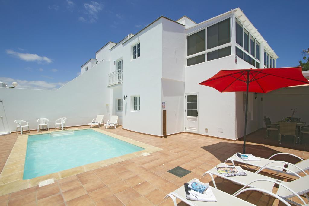 Villa Webb Puerto del Carmen  Exterior photo